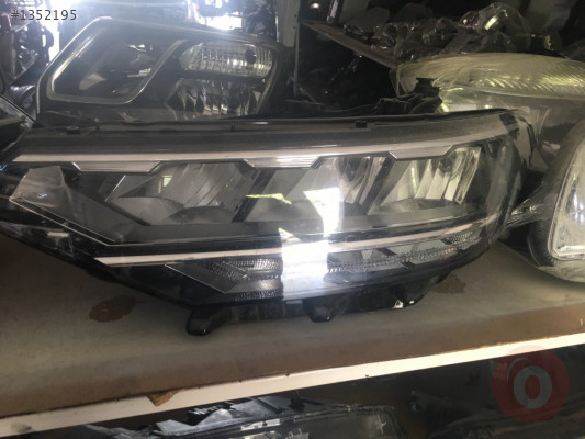 2021 Volkswogen Passat sağ sol ön far