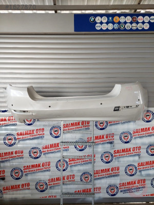 BMW 5 KASA F10 F11 BEYAZ ARKA TAMPON-DÜZCE ÇIKMA