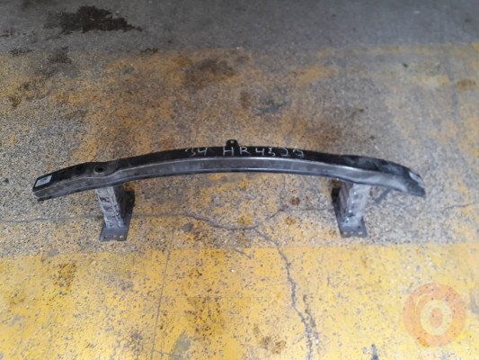 BMW E90 2011 ÇIKMA ÖN TAMPON DEMİRİ