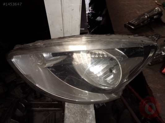 Nissan Micra 2013-2015 ön sol far çıkma