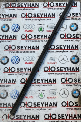 2990317 2990305 bmw x1 E84 kapı cam fitili