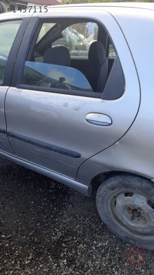 fiat albea çıkma sol arka kapı