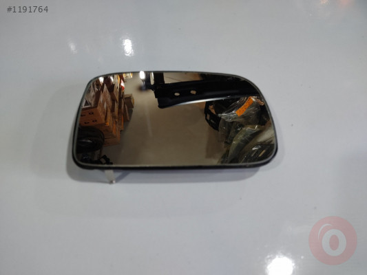 SKODA FELİCİA 94-98  5 KAPILI  ASPERİK AÇILI SAG AYNA CAMI