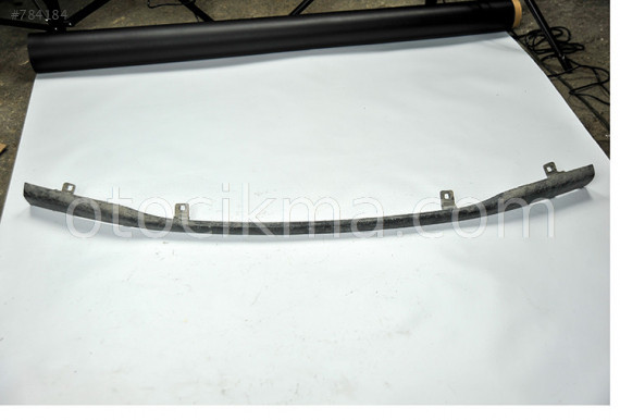 ORİJİNAL 1999 MODEL VOLVO S40 ARKA TAMPON BANTI ÇIKMA..