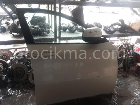 BMW X6 SAĞ ÖN KAPI ÇIKMA PARÇA