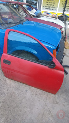 OPEL CORSA B SAĞ KAPI. OTO ERKAN ÜNYE