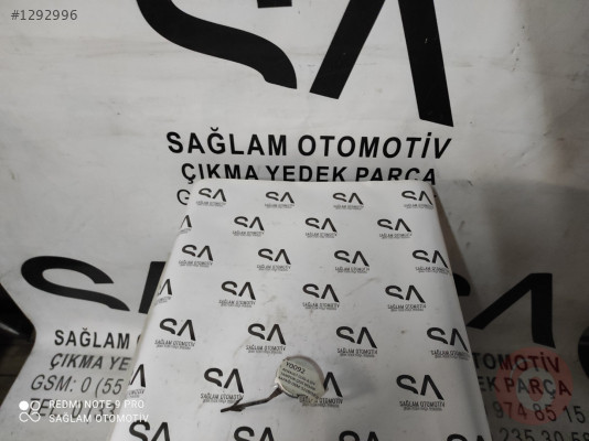 511801872R RENAULT CLİO-4 ÇIKMA  ÖN TAMPON ÇEKİ DEMİR KAPAĞI