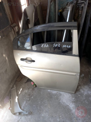 HYUNDAİ ACCENT ERA  ÇIKMA HATASIZ SAĞ ARKA KAPI