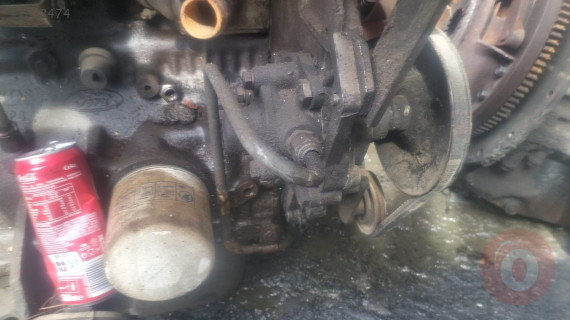 93 iki buçukluk  ford transit  hidrolik direksiyon pompası