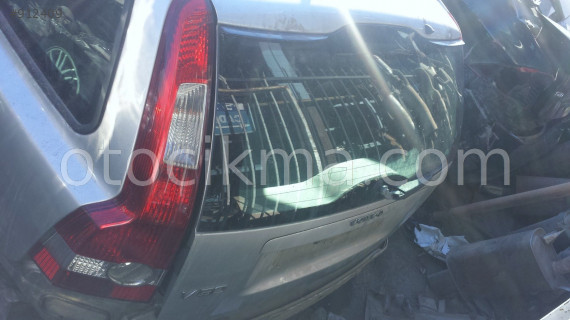 2005 VOLVO V50 ORİJİNAL BAGAJ KAPISI.