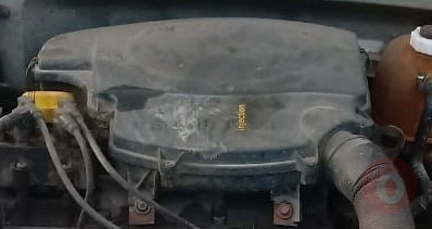 dacia solenza 1.4 çıkma hava filtre kutusu