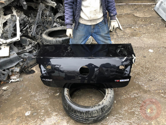 2017 passat arka Bağaj