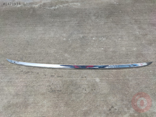 Mercedes C Serisi W205 Arka Bagaj Nikelaj A2057400393