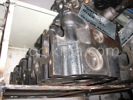SİLİNDİR KAPAK TOYOTA HİLUX 2L