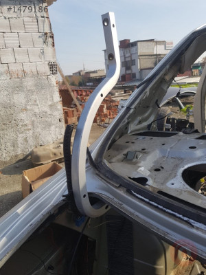 Toyota Corolla Sol Bagaj Menteşesi Hatasız Orjinal Çıkma