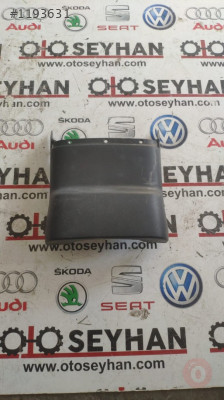 6J0858565 seat ibiza 2012 direksiyon kolonu üst kaplaması