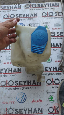 1J0955453B vw golf 4 silecek su bidonu