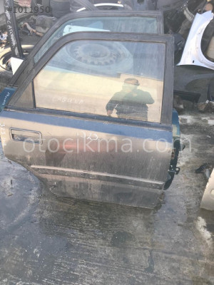 MAZDA 323 SAĞ ARKA KAPI  ÇIKMA PARÇA