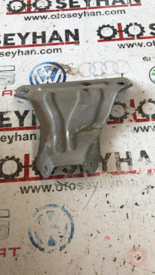 1K1858765 vw jetta 2009 göğüs bağlantı demiri