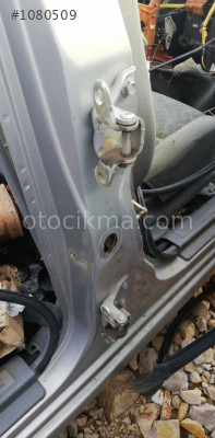 chevrolet lacetti arka kapı menteşesi