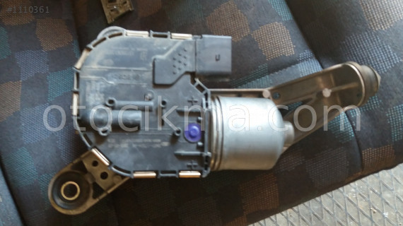 Ford Focus 3 sol ön cam silecek motoru 2012/2018 model