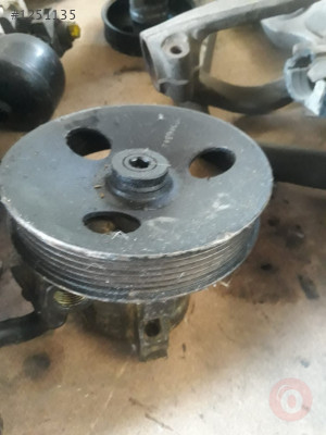 opel corsa c kasa çıkma direksiyon pompası.