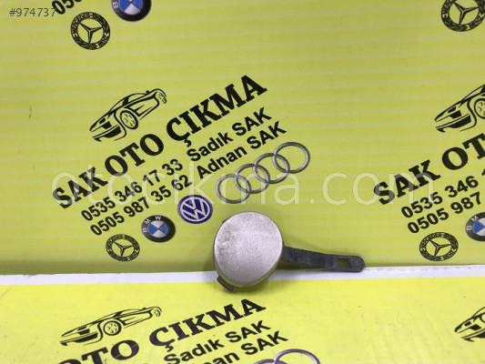 RENAULT CLİO ÖN TAMPON ÇEKİ DEMİR KAPAĞI ORİJİNAL RENAULT