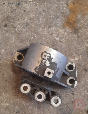CİTROEN NEMO HDİ 1.4 ÇIKMA ÜST MOTOR KULAĞI