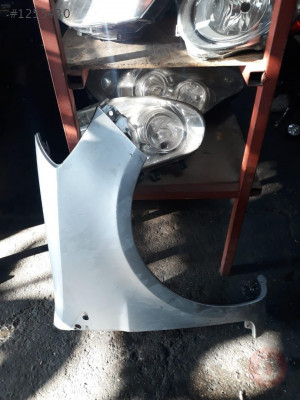 RENAULT CLİO 3 ÇAMURLUK ORJİNAL