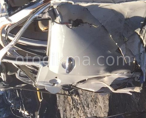 INFINITI FX30D HATASIZ SAĞ ÖN KAPI KOLU.