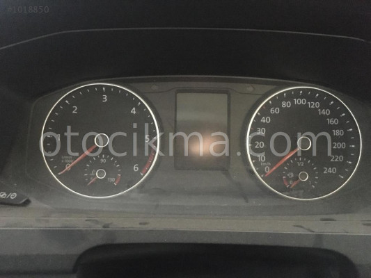 Volkswagen Transporter T7 Kilometre saati orjinal çıkma