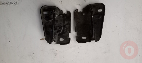 8V0823185 - Audi A3 Sap-Sol Kaput Menteşesi Orjinal Çıkma