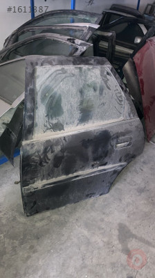 Opel Vectra B sol arka kapı