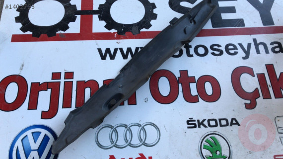 8V0821112C audi a3 2019 sağ ön çamurluk iç su davlumbazı