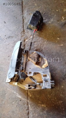 1996 model ford mondeo çıkma sağ ön kapı kilidi motorlu