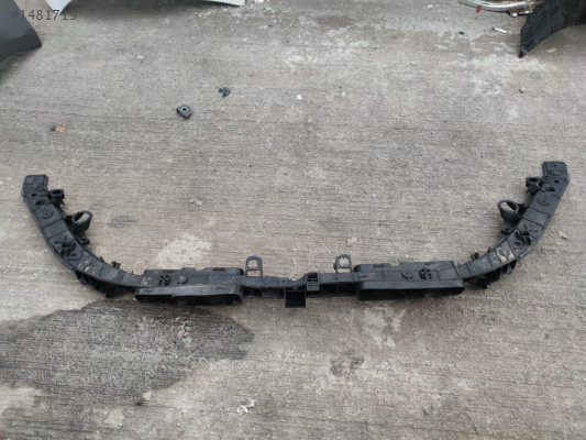 Mercedes CLA W117 Ön Panel 2019 2020 A1776208000