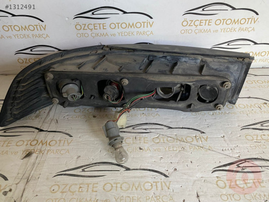 MAZDA 323 SAĞ STOP LAMBASI HATCBACK 1990-1995 MODEL ORJİNAL