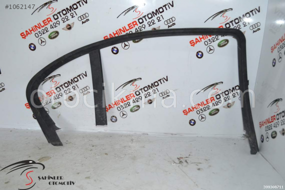 BMW 5 SERİSİ E60 SAĞ ARKA KAPI ÇITASI