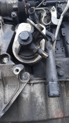 nissan qashqai 1.5 çıkma yağ soğutucu kütüğü