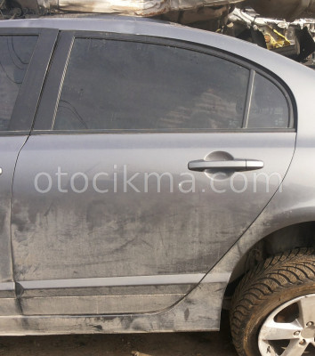 2011 HONDA CİVİC ORİJİNAL SOL ARKA KAPI.
