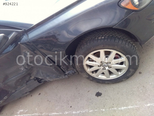 2010 VOLVO XC60 ORİJİNAL SAĞ ÖN ÇAMURLUK.