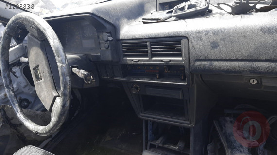 1988 model mazda 323 1.6 çıkma göğüslük