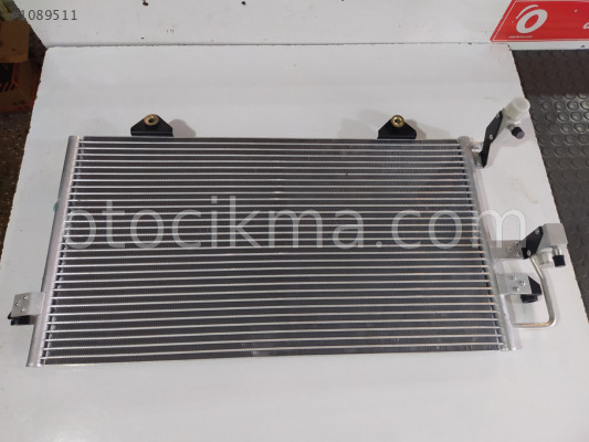 AUDİ A80 1989-1996 2.8  KLİMA RADYATÖRÜ ALMAN ÜRETİM SIFIR