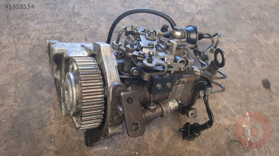 renault express 1.9 bosh motor çıkma mazot pompası