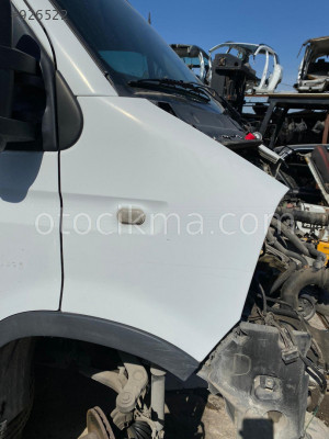 RENAULT MASTER 2 SAĞ ÖN ÇAMURLUK GÜÇMANLAR OTO