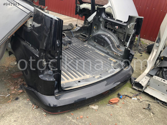 Volkswagen Caddy Arka Panel Siyah  hatasız orjinal çıkma