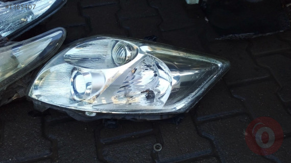 Toyota auris sag far