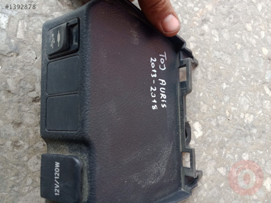 Toyota Auris Çakmaklik Ve Plastik 2013-2018