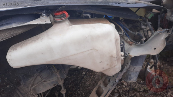 fiat tempra çıkma silecek su bidonu