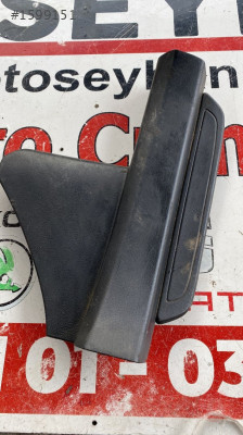67917-12140 toyota corolla 2008 sağ arka eşik kaplaması